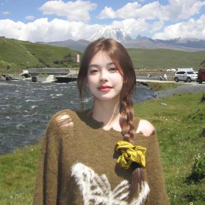 小姐姐请回答 海报
